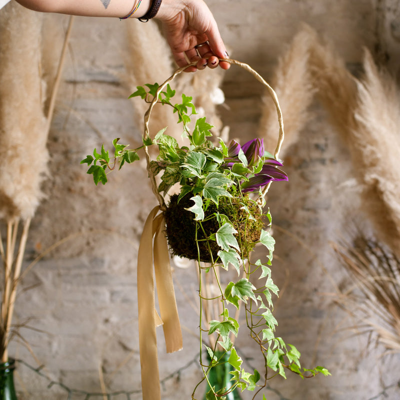 Bouquet kokedama